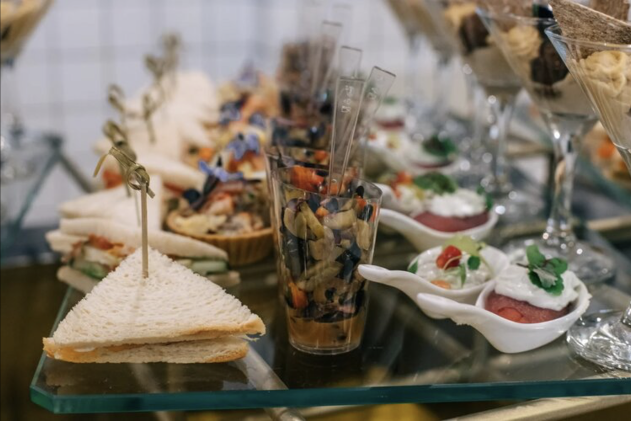 Арендовать Двухуровневый лофт с живыми растениями