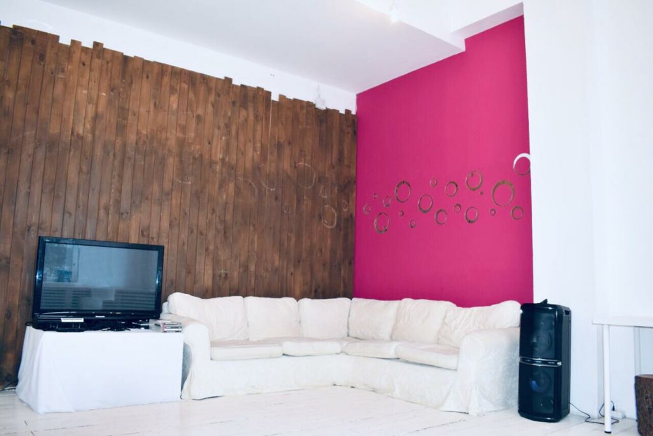 Арендовать Black and White Loft. Двойной лофт с фотозонами