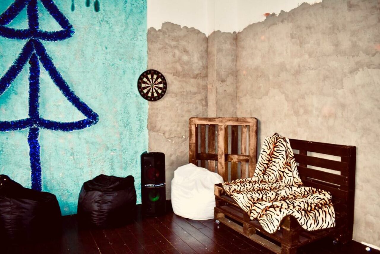 Арендовать Black and White Loft. Двойной лофт с фотозонами