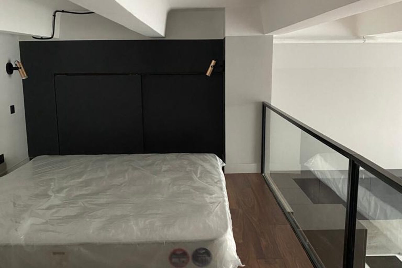 Арендовать Уникальное стильное 2-х уровневое пространство 