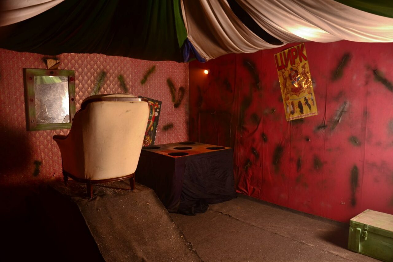 Арендовать Не тот цирк. Лофт с экзотическим интерьером