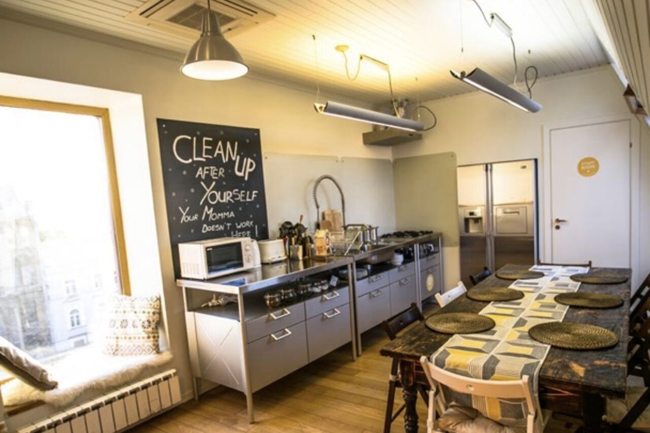 Арендовать Уютный светлый лофт 