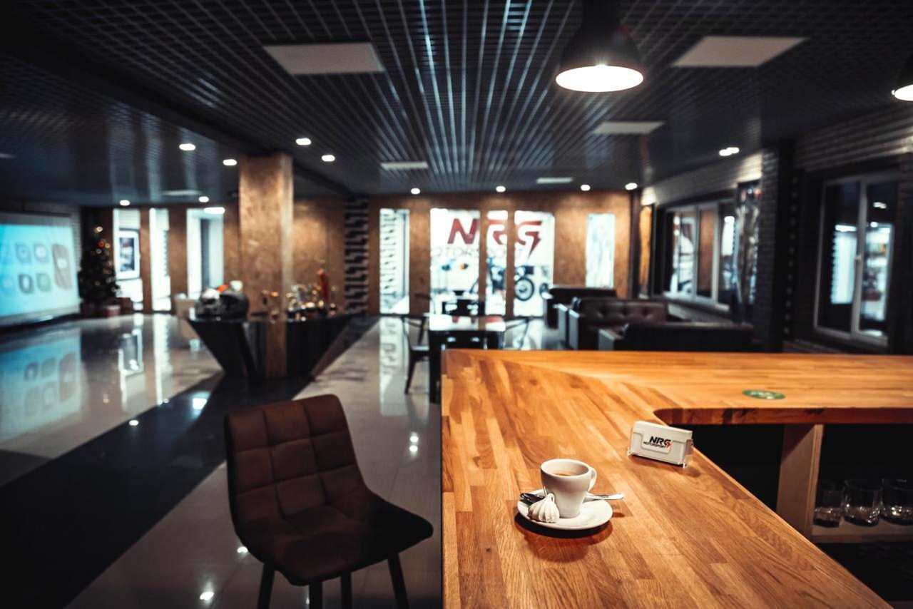 Арендовать Брутальный лофт с барной стойкой