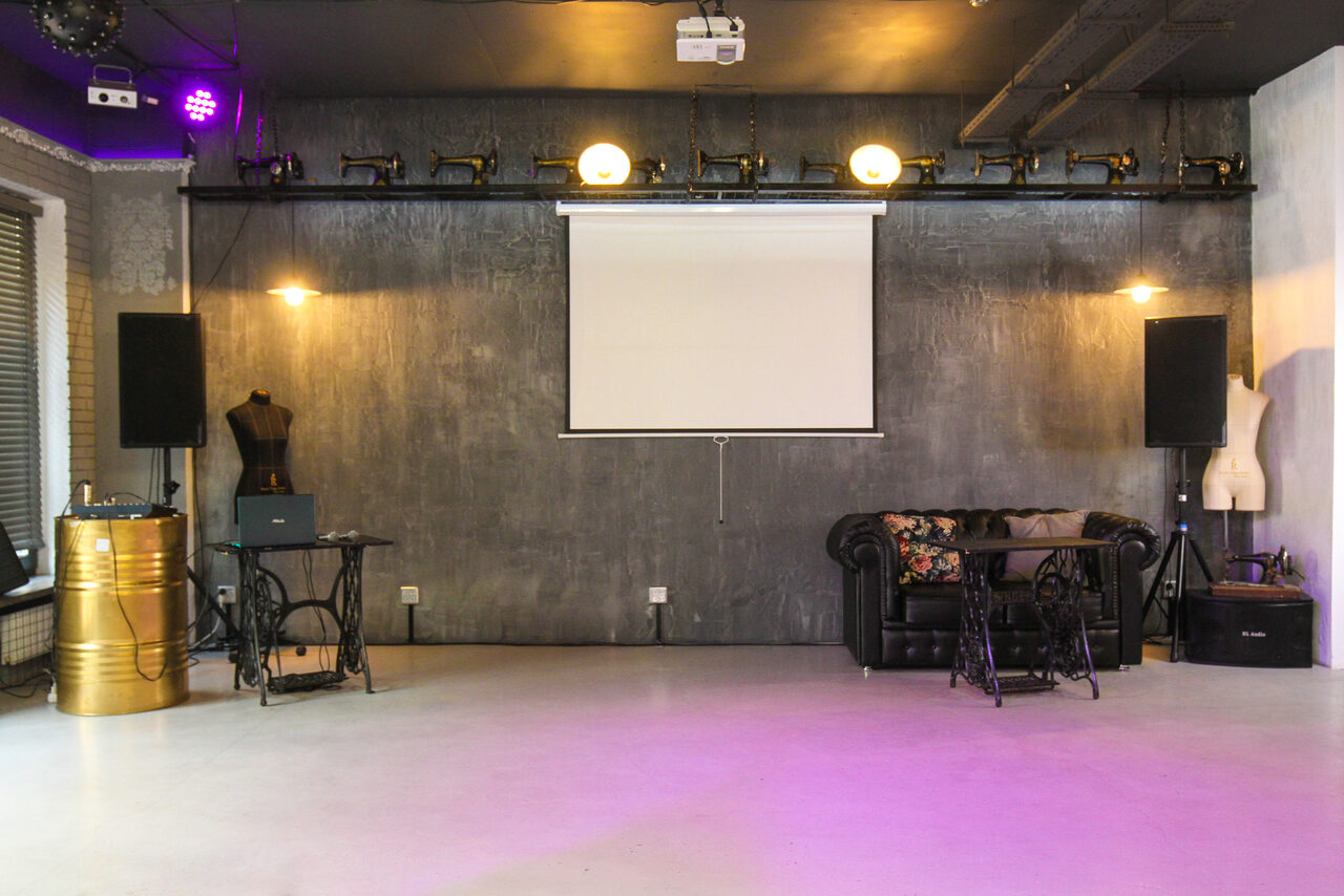 Арендовать Стильный лофт с отдельным входом