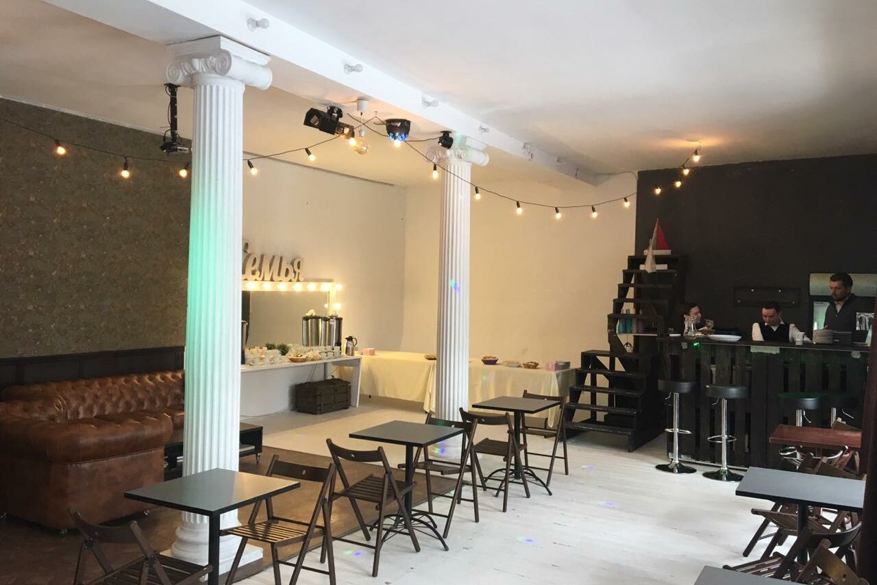 Арендовать Loft с гостиной