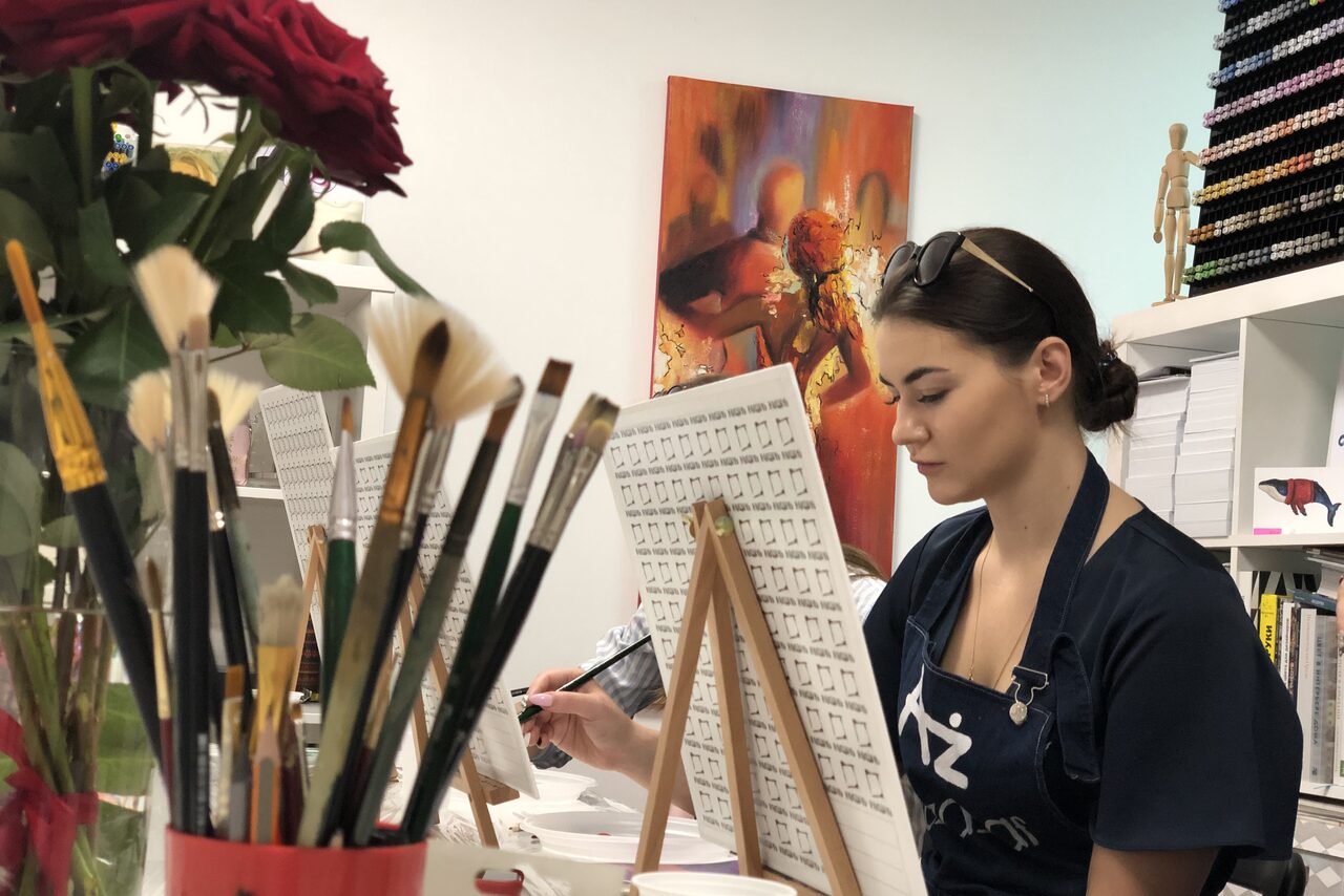 Арендовать Светлый зал для творческих встреч, мастер-классов