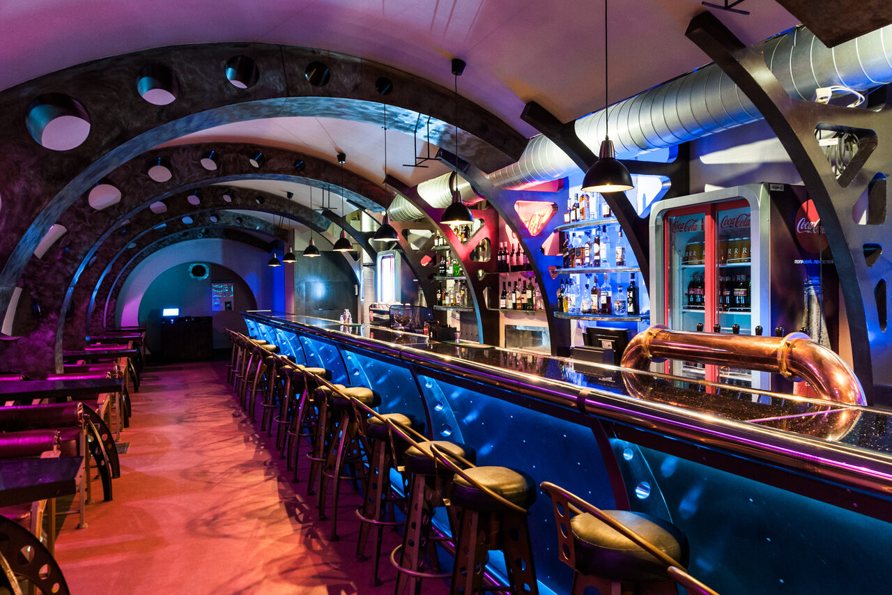 Арендовать METRO CENTER - культовое мультиформатное пространство.