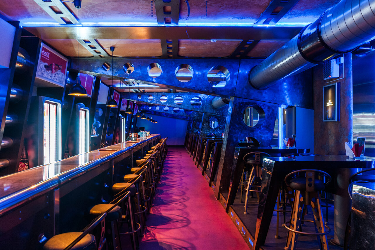 Арендовать METRO CENTER - культовое мультиформатное пространство.