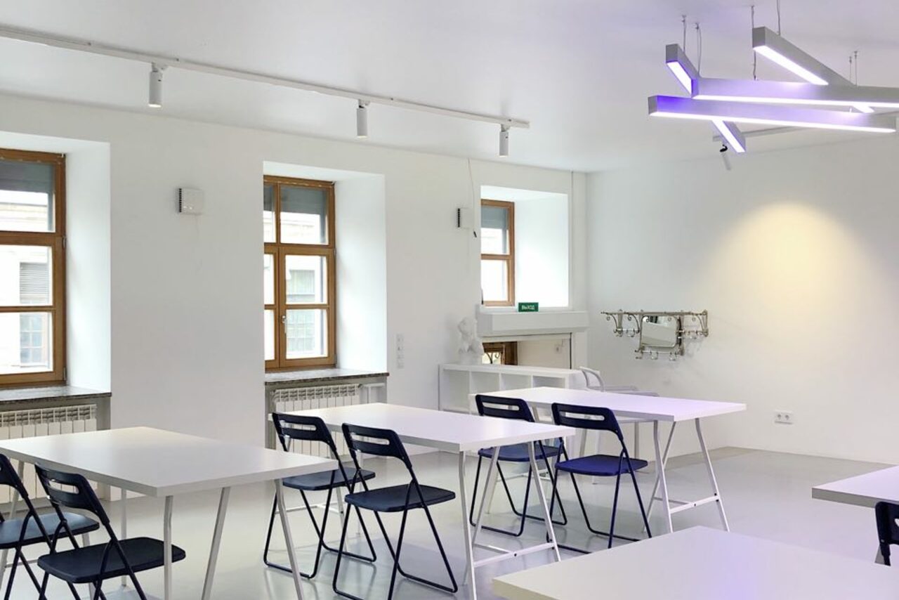 Арендовать Maison 25 стильный лекторий