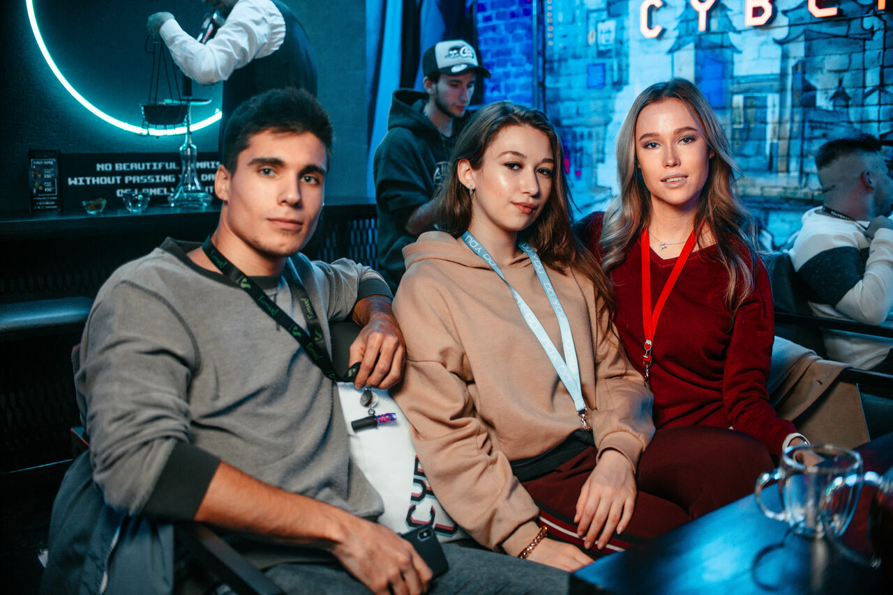 Арендовать Cyberlounge- лаундж-бар в самом центре Санкт-Петербурга