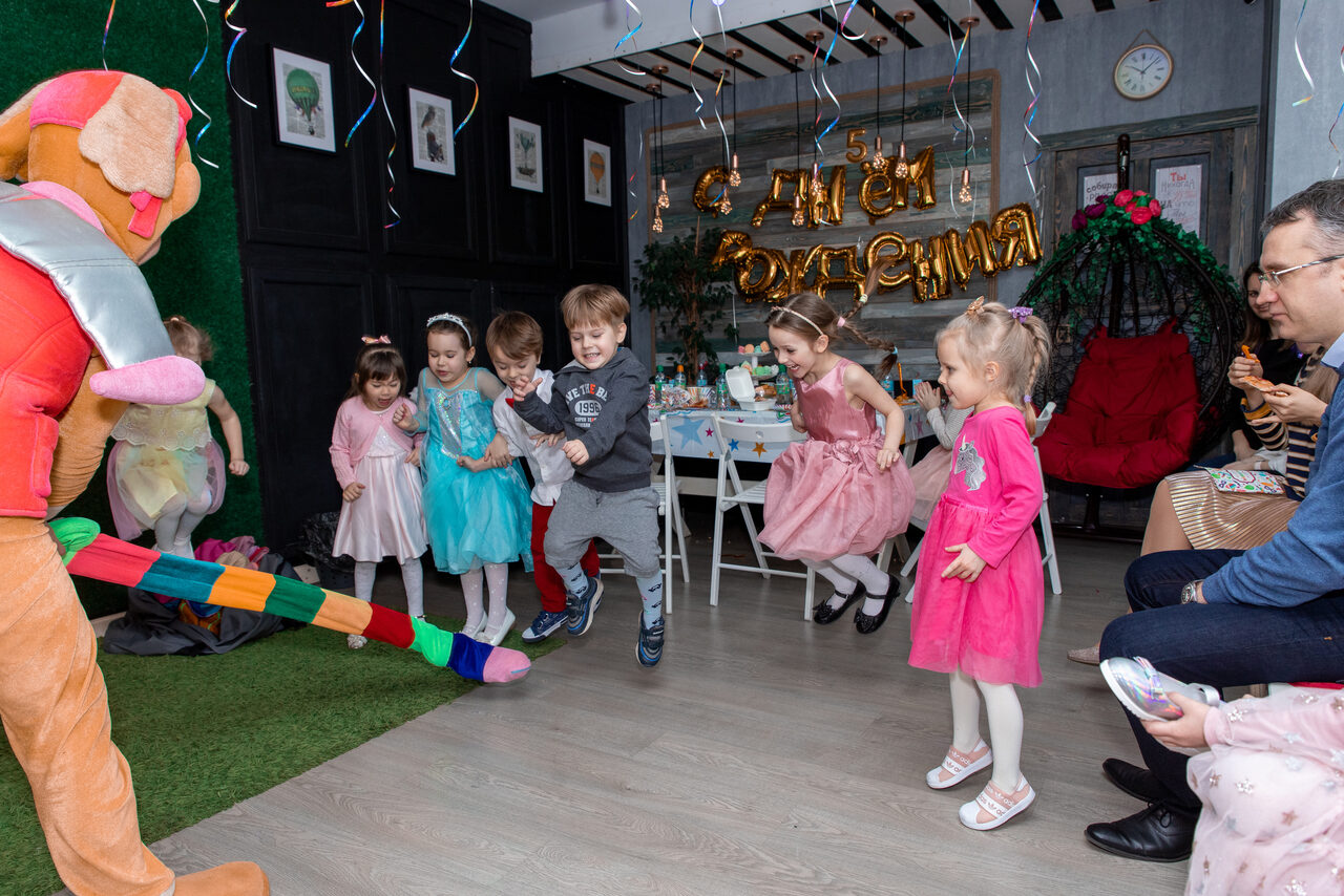 Арендовать Loft with panoramic windows