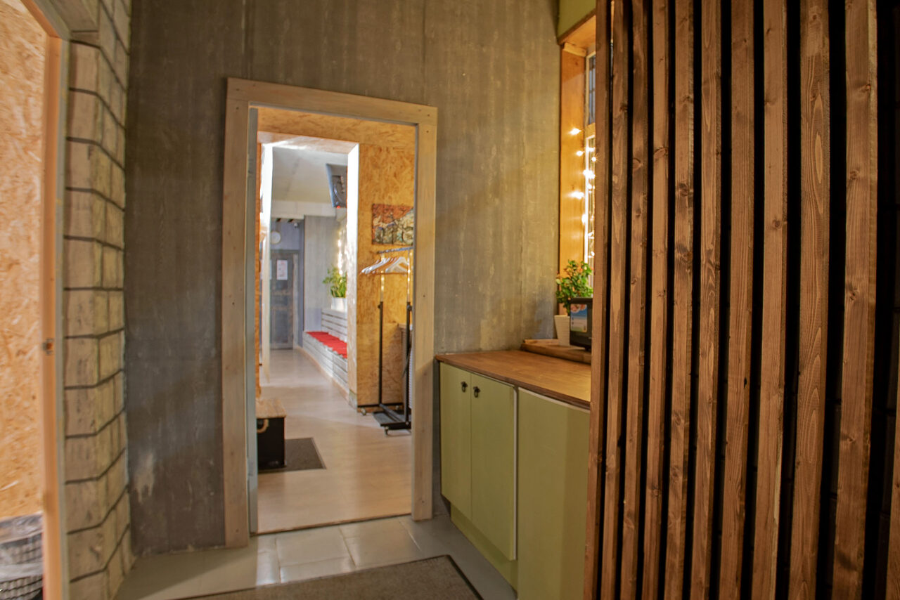 Арендовать Loft with panoramic windows