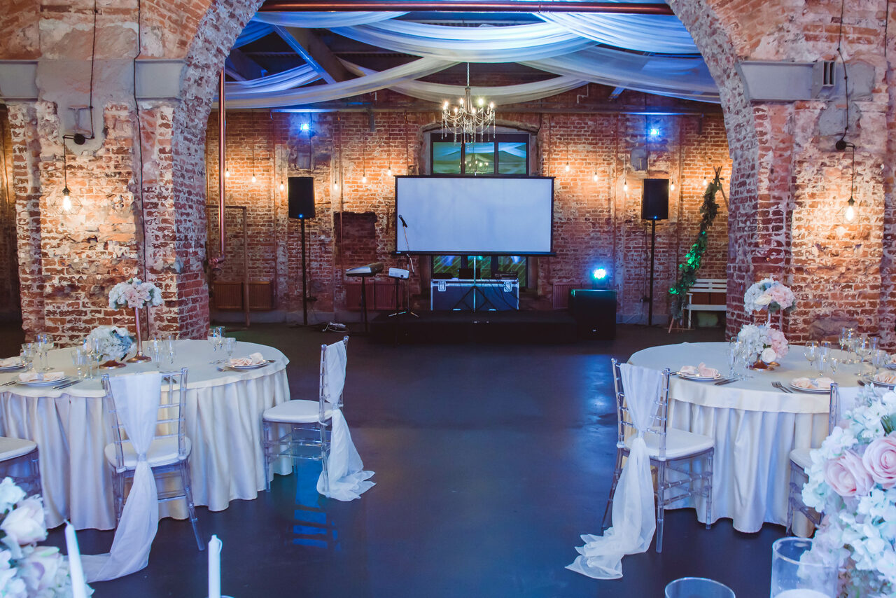 Арендовать Хаянис-холл. Просторный и современный лофт