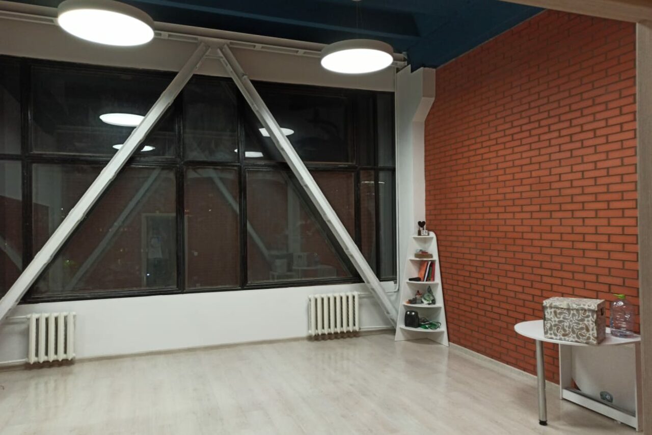 Арендовать Синий лофт