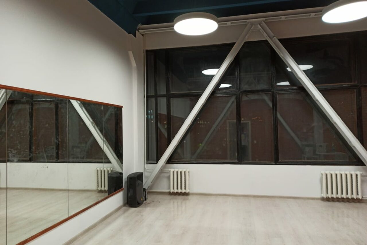 Арендовать Синий лофт