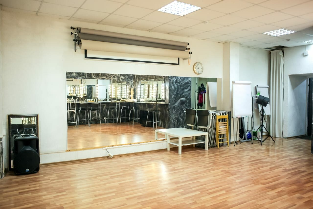 Арендовать Bogdo Studio Зал с зоной Make-Up