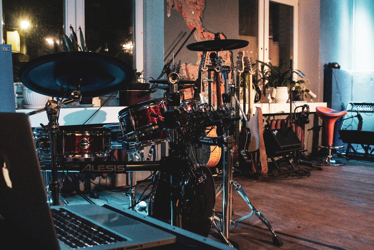 Арендовать CoLab Музыкальный лофт