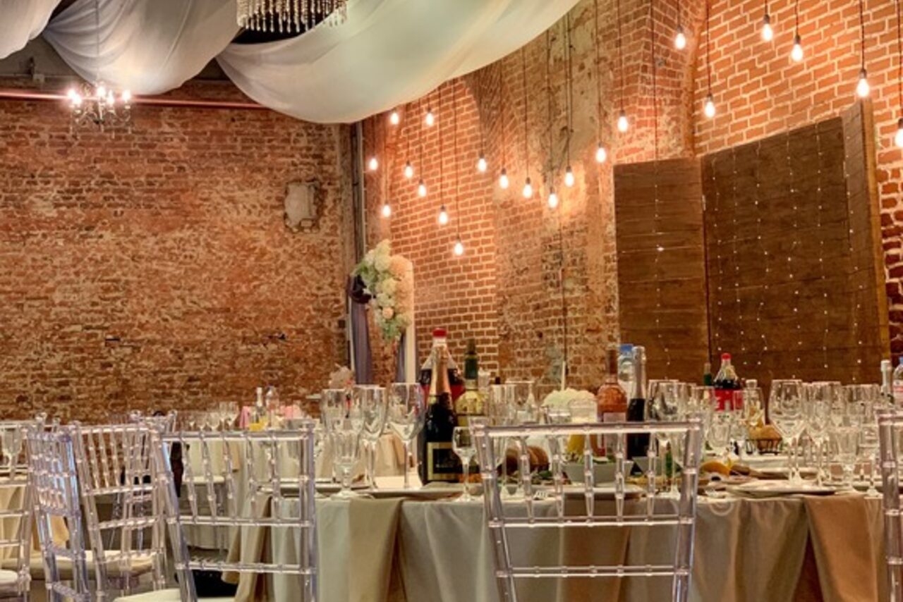 Арендовать Ресторан-лофт Хаянис Холл на Выборгской