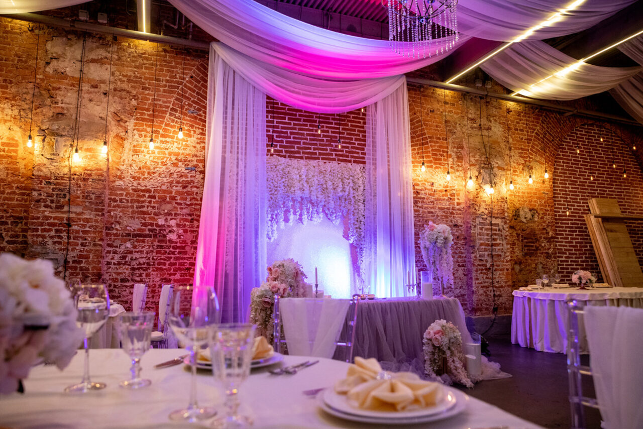 Арендовать Ресторан-лофт Хаянис Холл на Выборгской