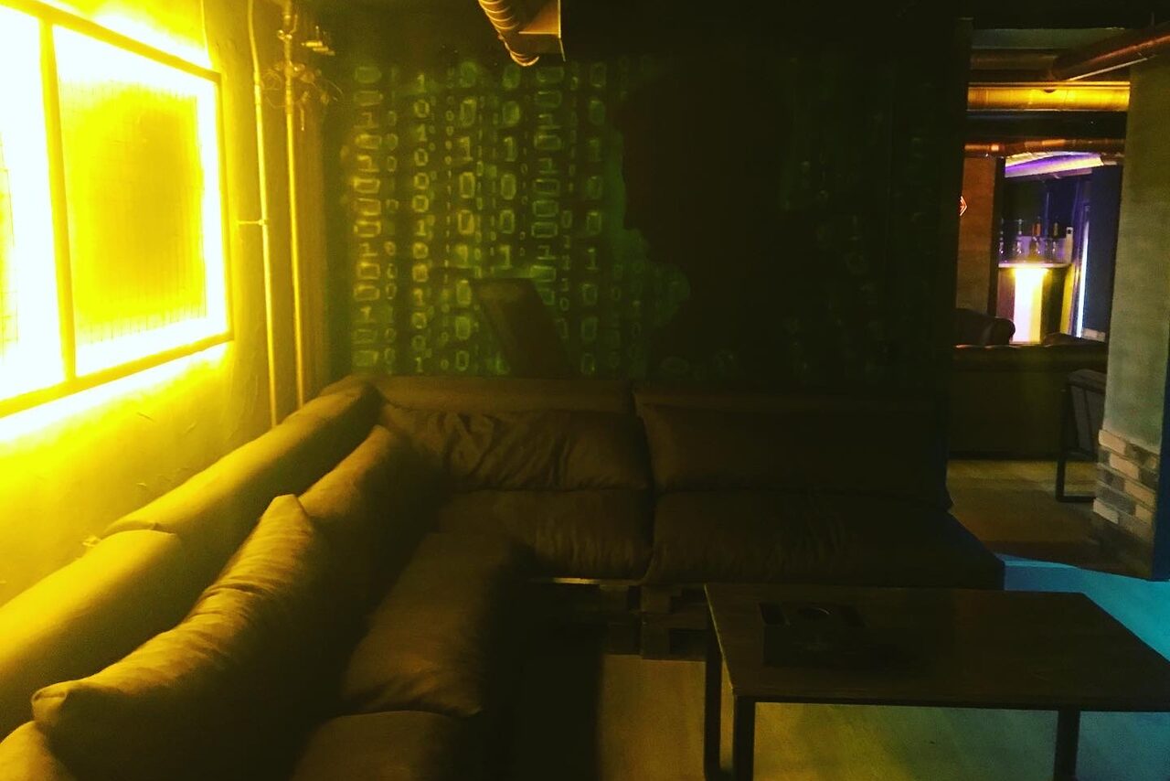 Арендовать Пространство с lounge -зонами