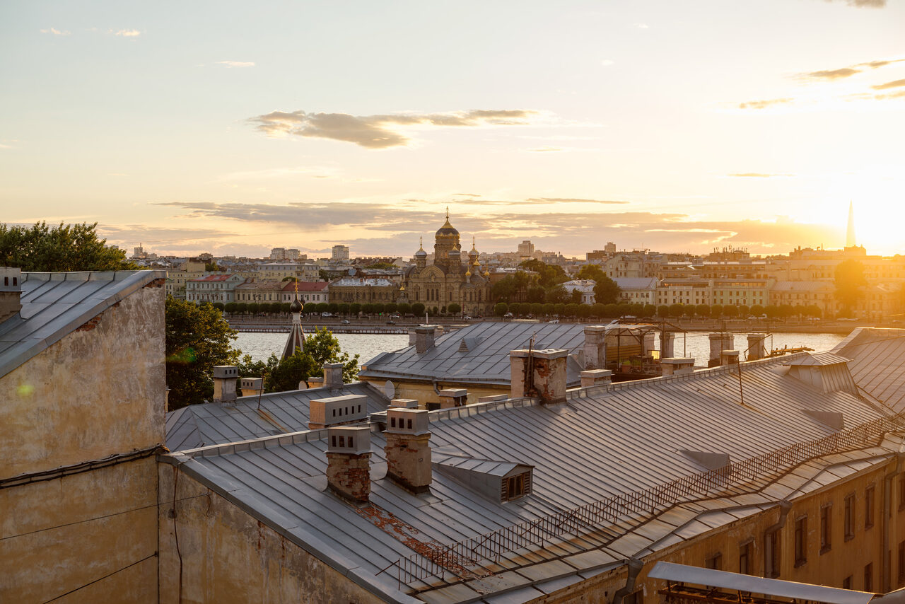 Арендовать Между небом и Невой