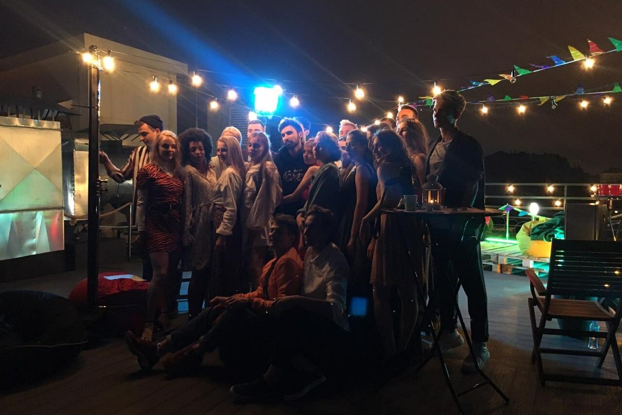 Арендовать Между небом и Невой