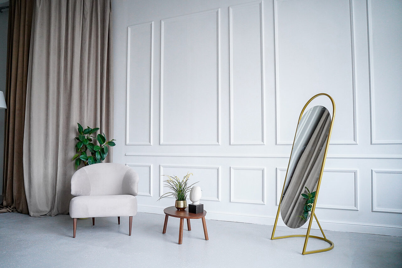 Арендовать  Spacious multi-textured hall