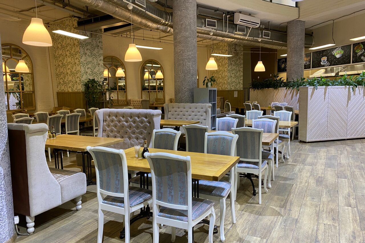 Арендовать Home cafe Veranda Светлый бар на Курской