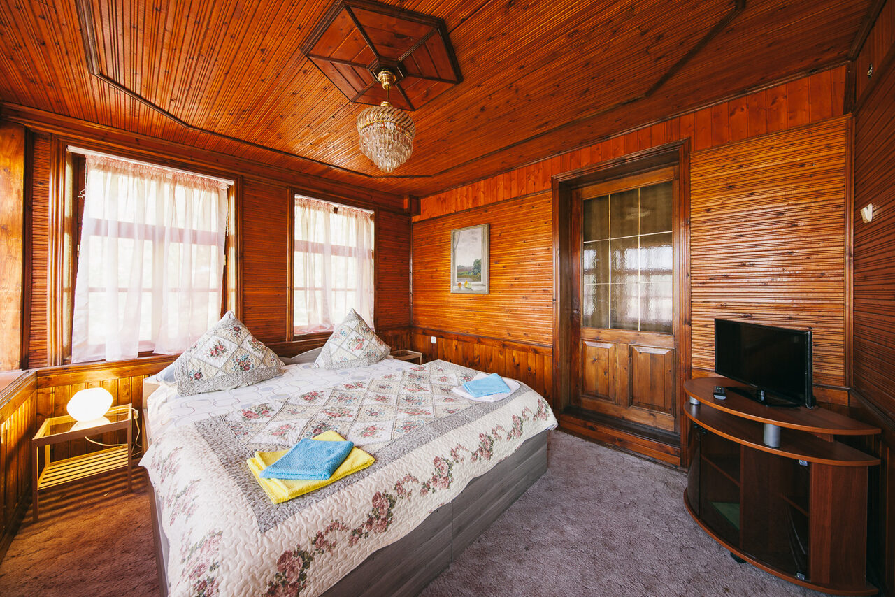 Арендовать Бельведер Коттедж за городом