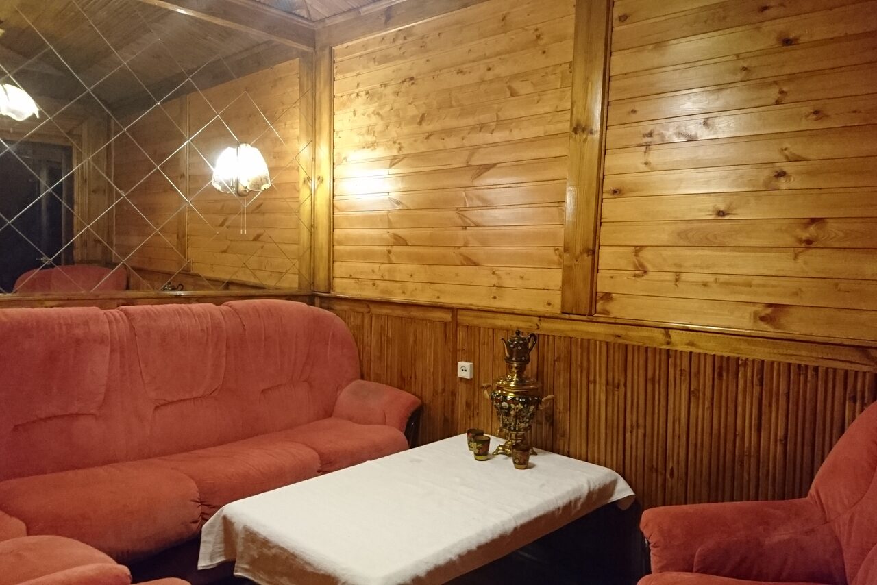 Арендовать Бельведер Коттедж за городом