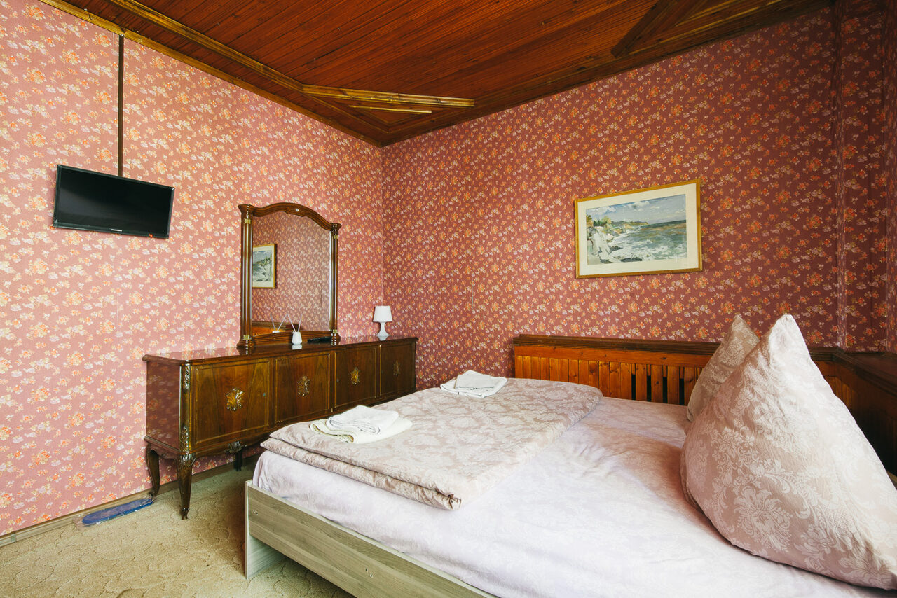 Арендовать Бельведер Коттедж за городом