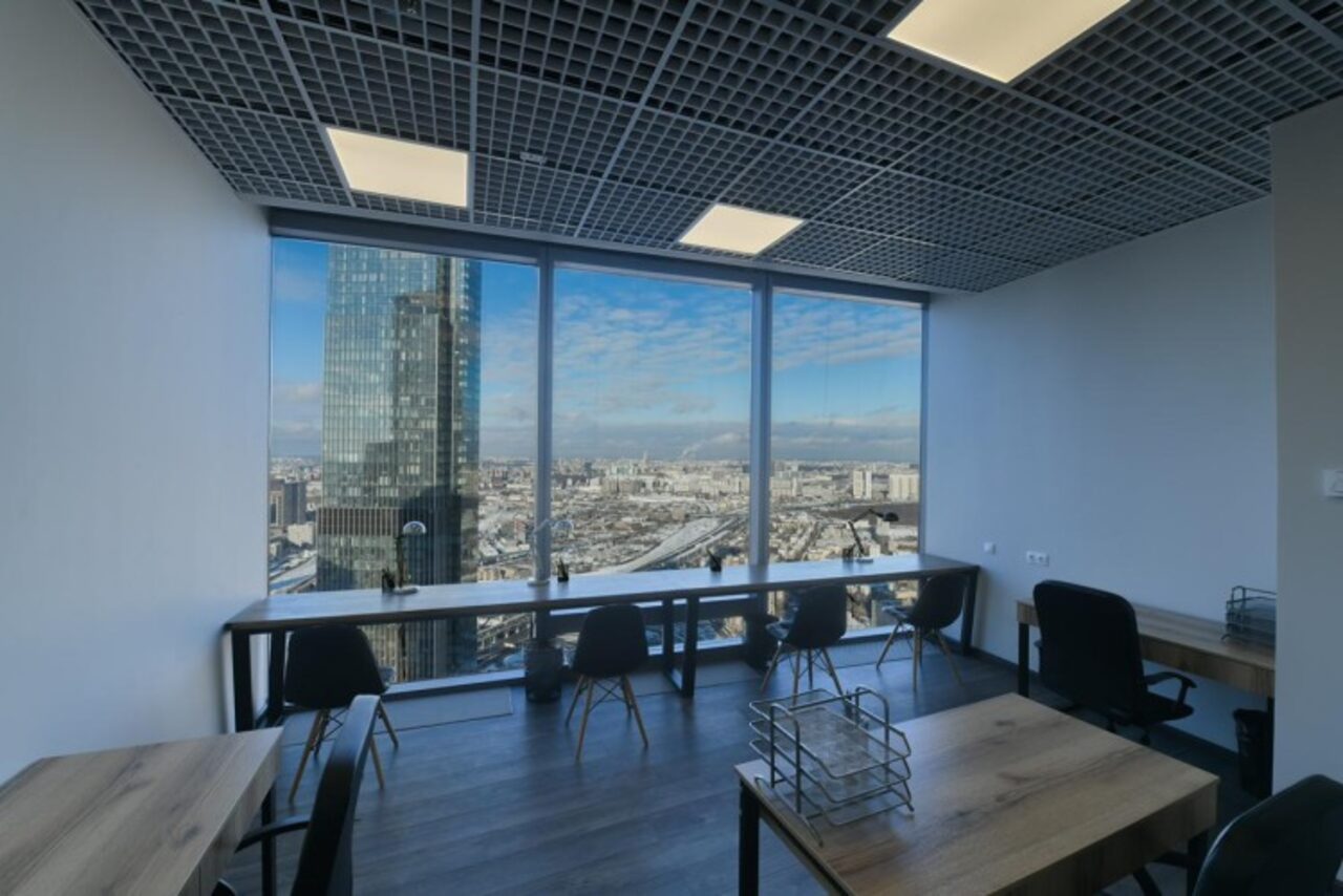 Арендовать Переговорная комната Москва-Сити