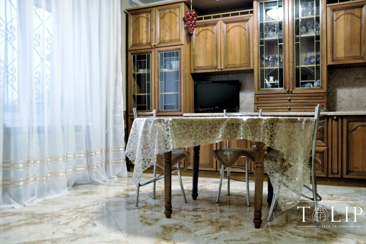 Арендовать New Tulip House Загородный комфортабельный коттежд