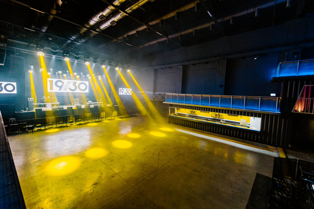 Арендовать 1930 Moscow Клуб