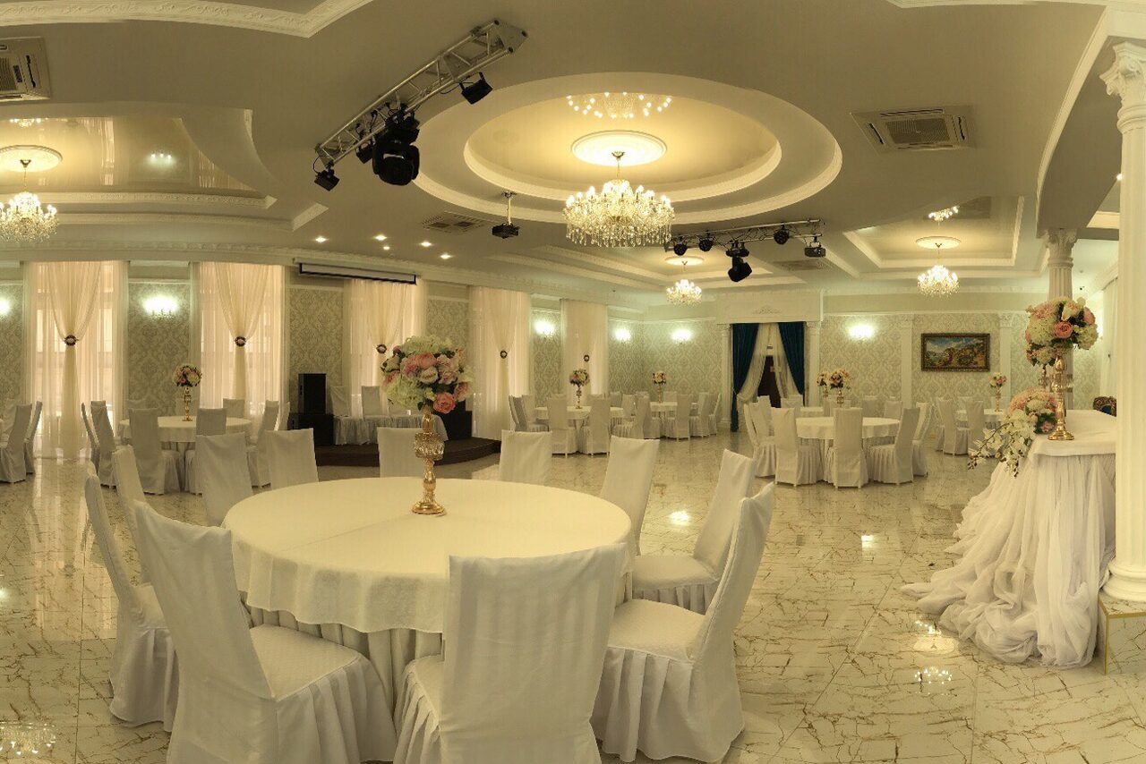 Арендовать Отель Визит Каминный зал в Ростове-на-Дону