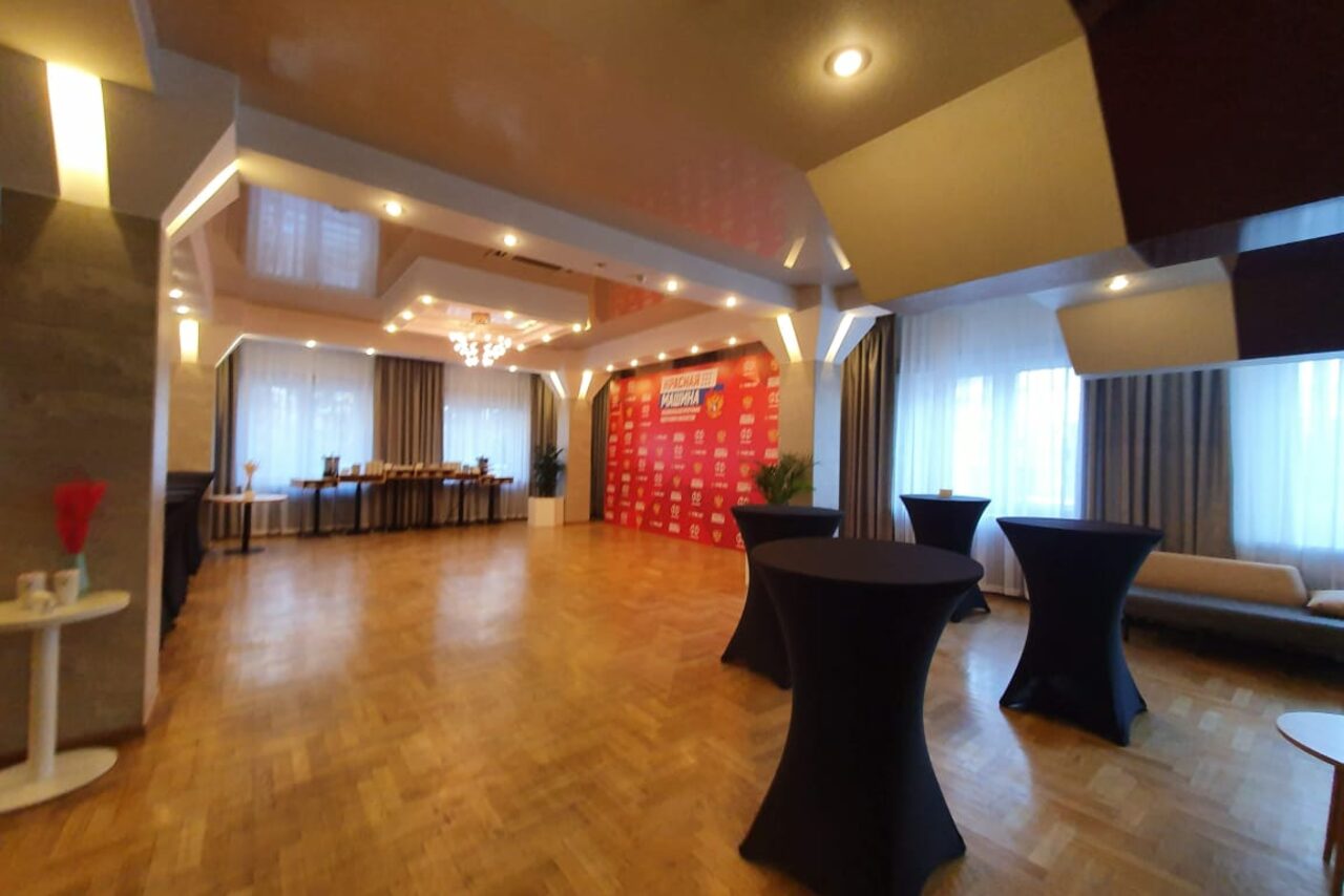 Арендовать AZIMUT Hotel Светлый зал в стиле современной классики