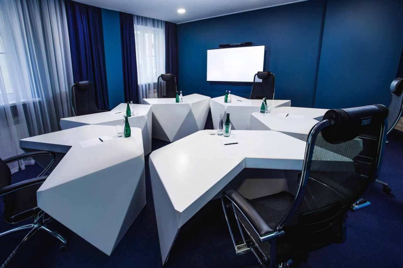 Арендовать Ультрасовременная VIP-переговорная в Ростове-на-Дону