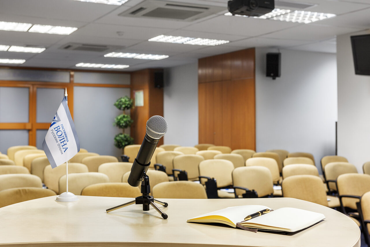 Арендовать Hotel Volna. Оборудованный конференц-зал в Нижнем Новгороде