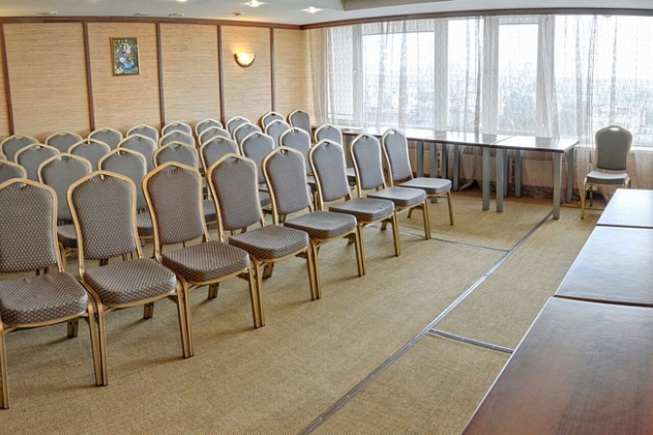 Арендовать Гостиница «Малахит»