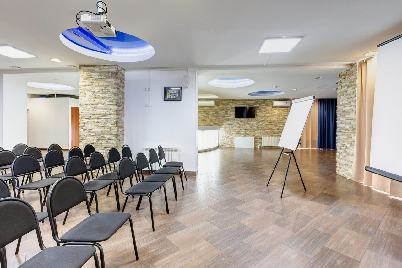 Арендовать Гостиница Тан Современный конференц-зал в Уфе