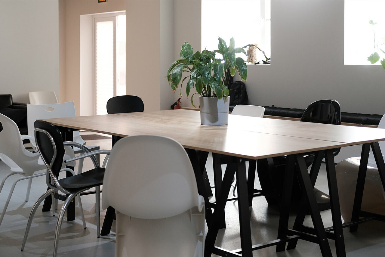 Арендовать Otherside Лофт-галерея рядом с Казанским собором