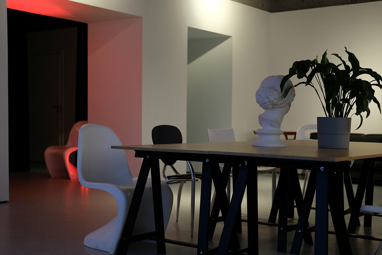 Арендовать Otherside Лофт-галерея рядом с Казанским собором