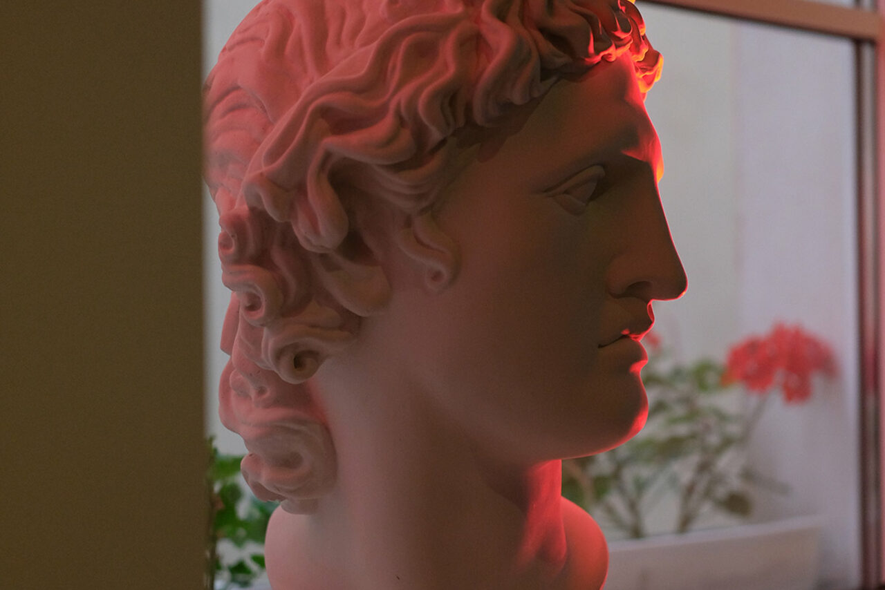 Арендовать Otherside Лофт-галерея рядом с Казанским собором