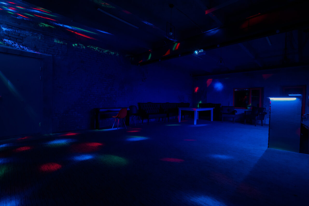 Арендовать Loft Detroit Лофт на первом этаже старинной фабрики