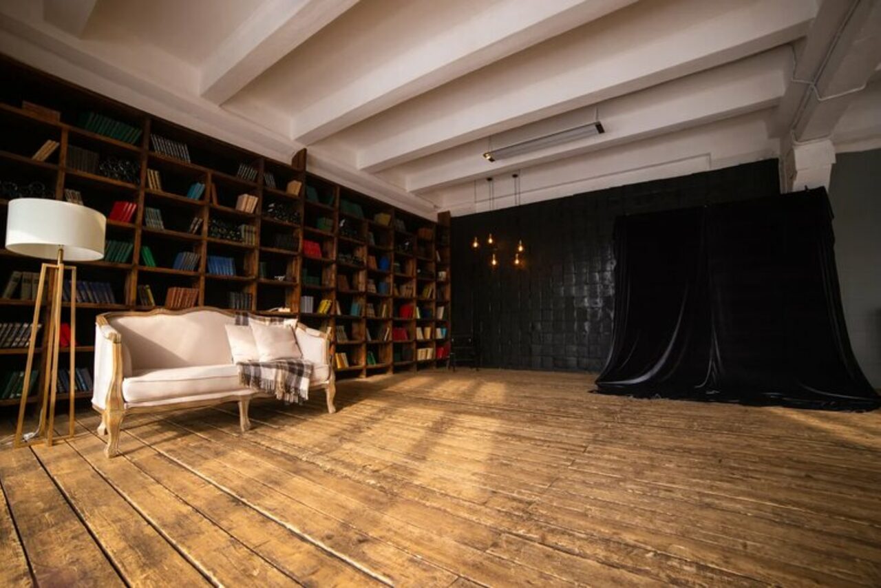 Арендовать Mood:Nude&Crazy Фотостудия во Владивостоке