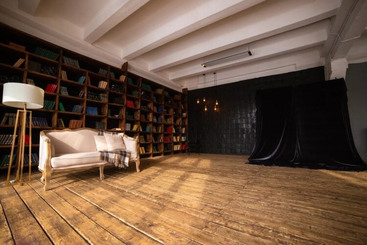 Арендовать Mood:Nude&Crazy Фотостудия во Владивостоке