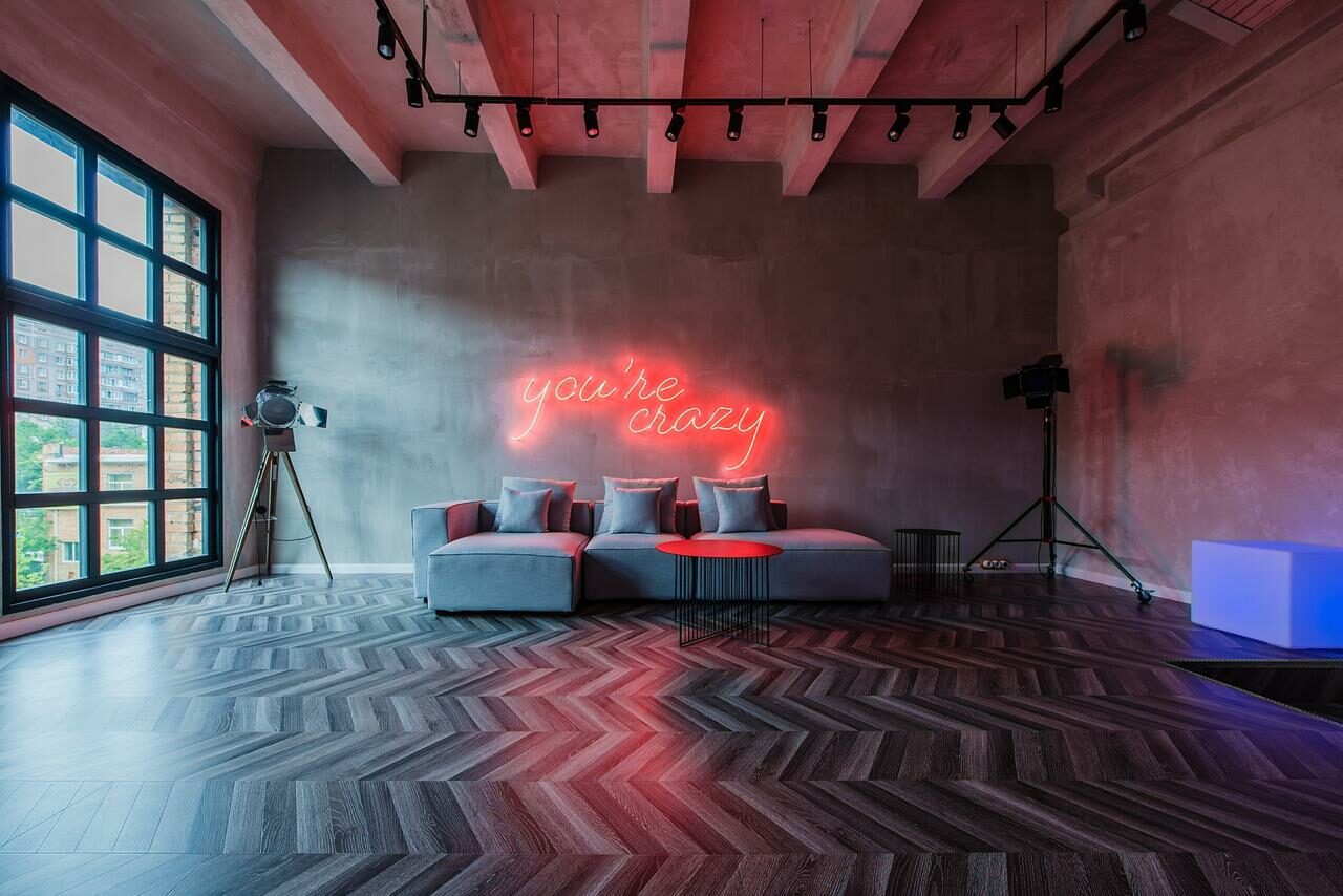 Арендовать Mood:Nude&Crazy Площадка во Владивостоке