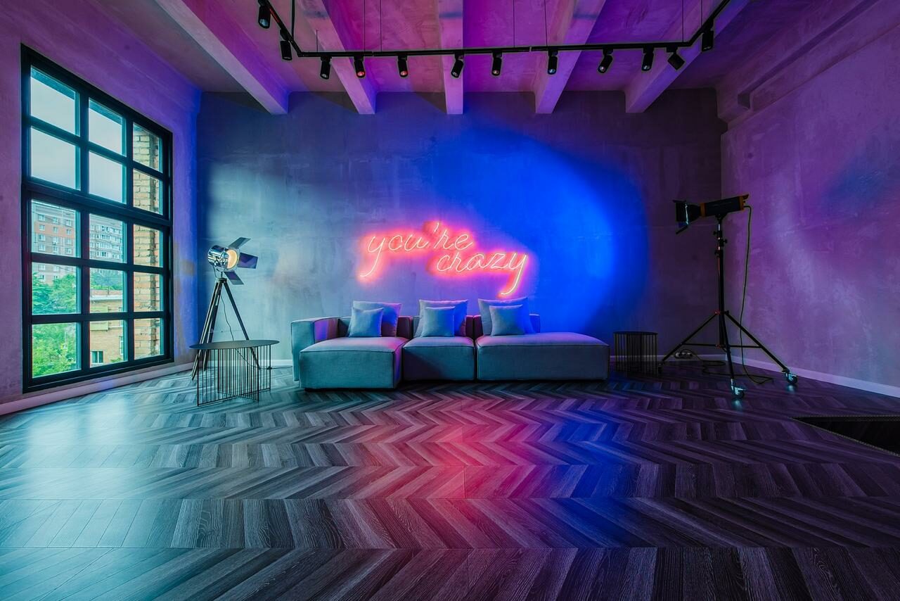 Арендовать Mood:Nude&Crazy Площадка во Владивостоке