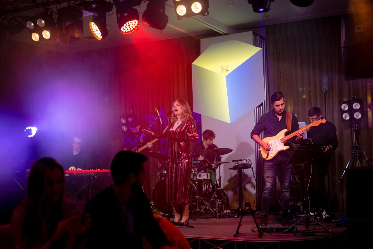 Арендовать DOM25. Двухэтажный особняк для мероприятий