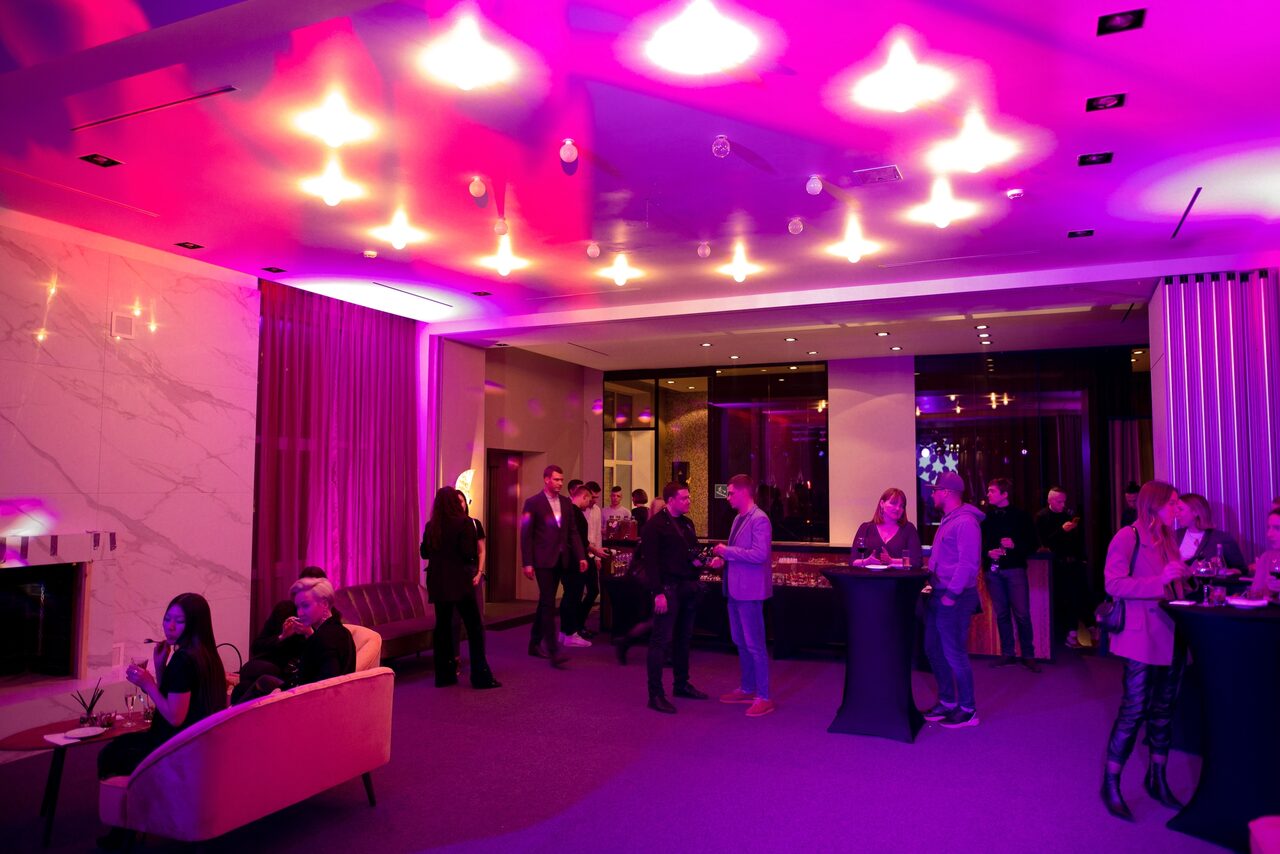 Арендовать DOM25. Каминный зал для мероприятий